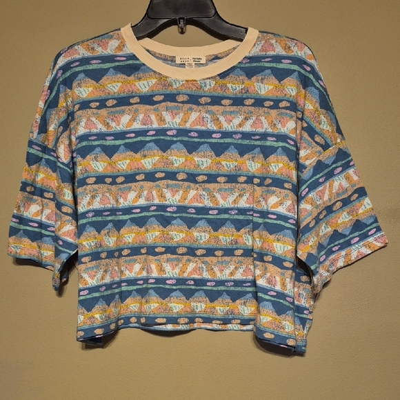 Billabong x The Salty Blonde Still Salty Cropped Patterned Women's Top Sz L - Picture 5 of 6